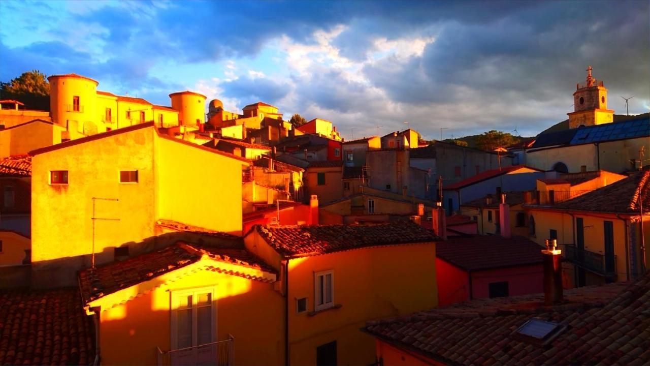 Casa Vacanze Piazza Apartment 2 Sant'Andrea di Conza Екстериор снимка