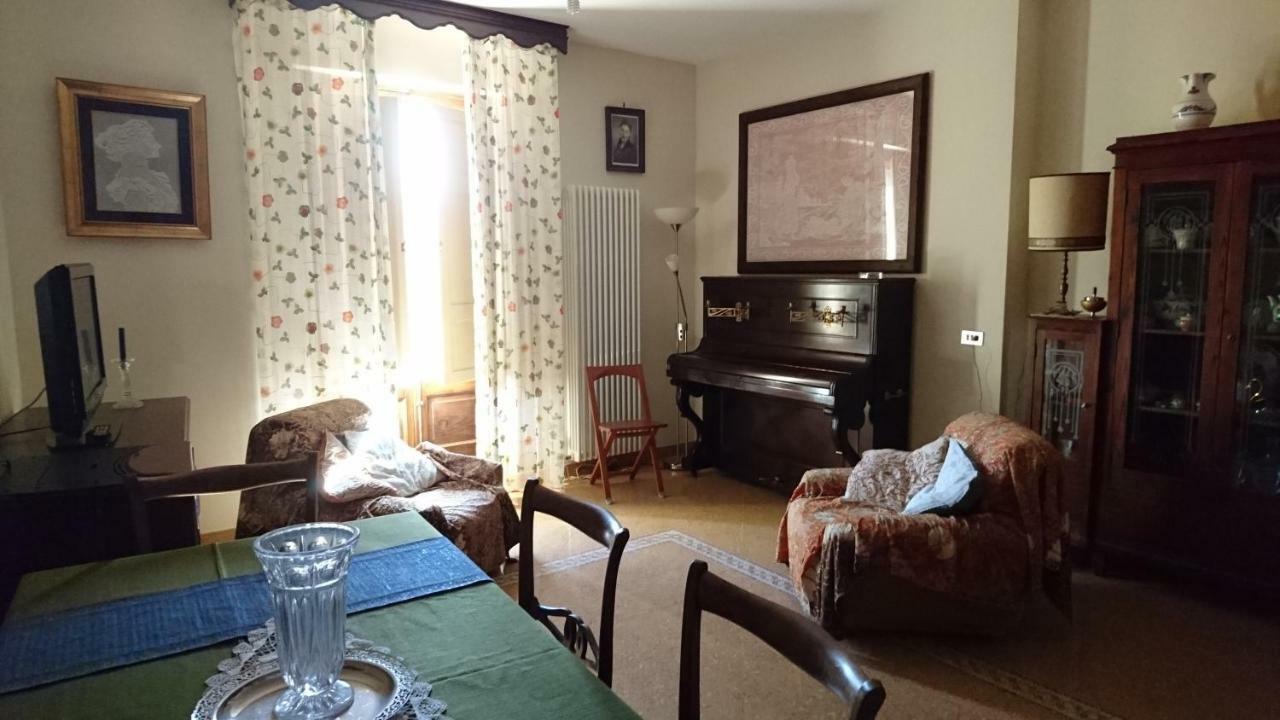 Casa Vacanze Piazza Apartment 2 Sant'Andrea di Conza Екстериор снимка